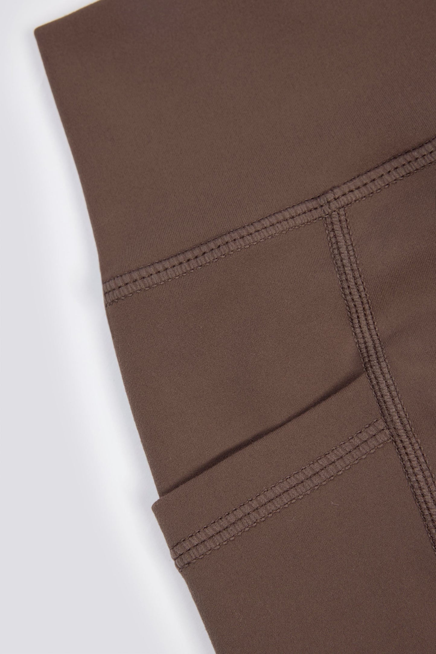 Soft Active Full-Length Leggings in Cocoa