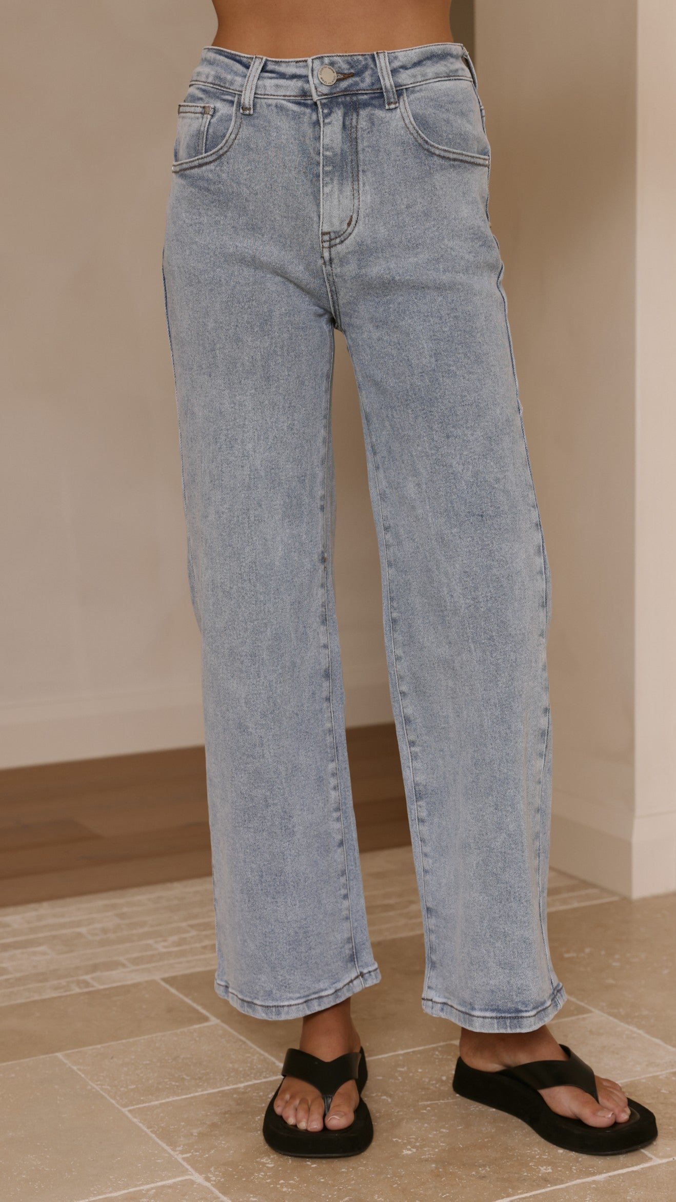 Vinnie Straight Leg Jeans - Light Blue