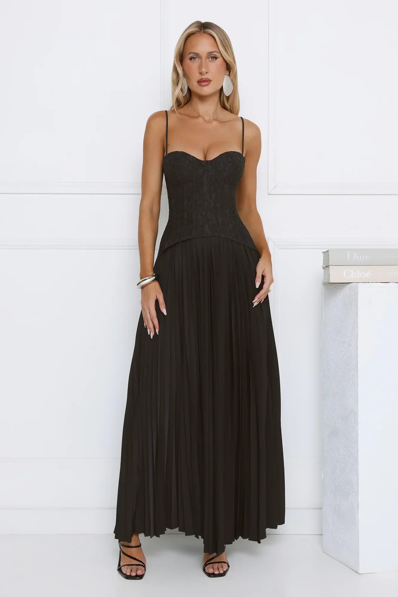 Antique Roses Lace Maxi Dress Black