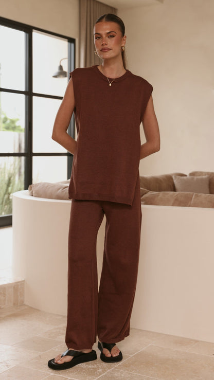 Florentine Knit Vest and Pants Set - Chocolate