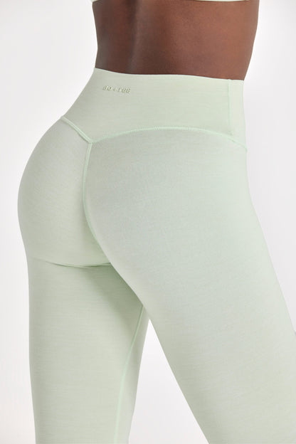 Soft Active Full-Length Leggings in Pistachio