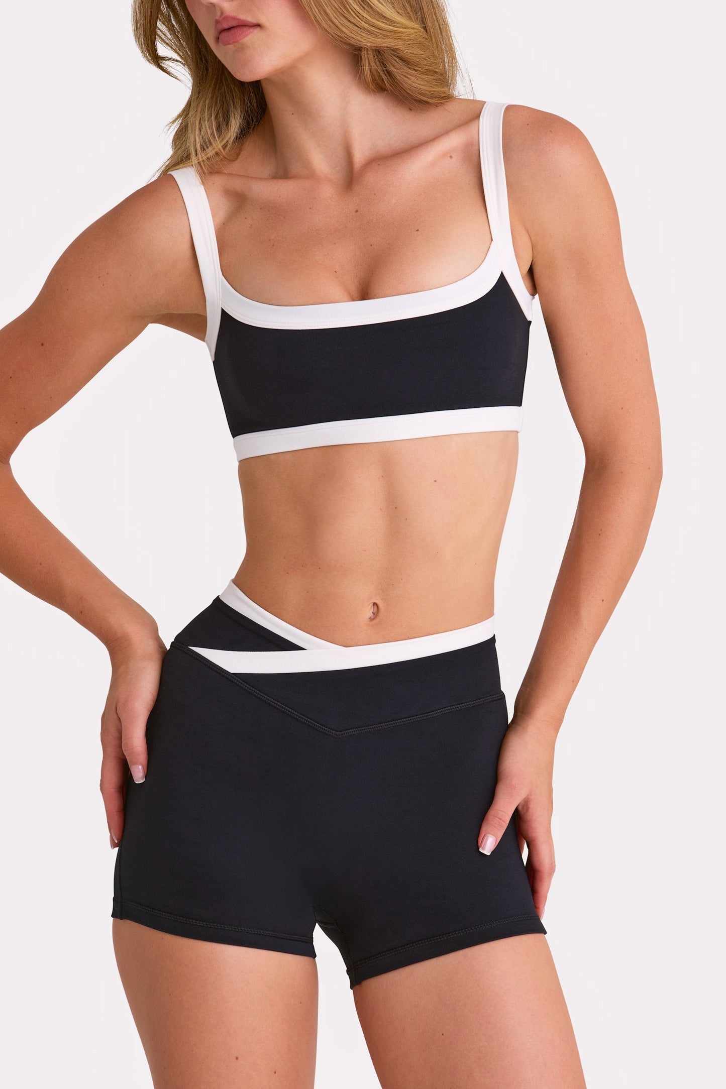 Soft Active Sports Bra in Black