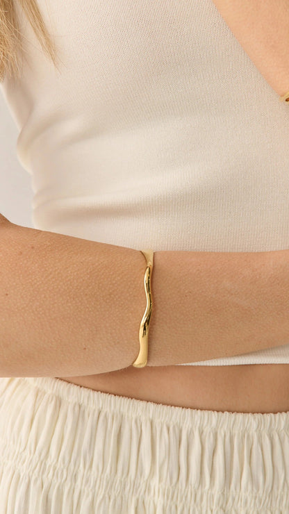 May Skinny Metal Bangle - Gold