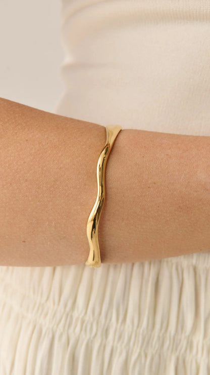 May Skinny Metal Bangle - Gold