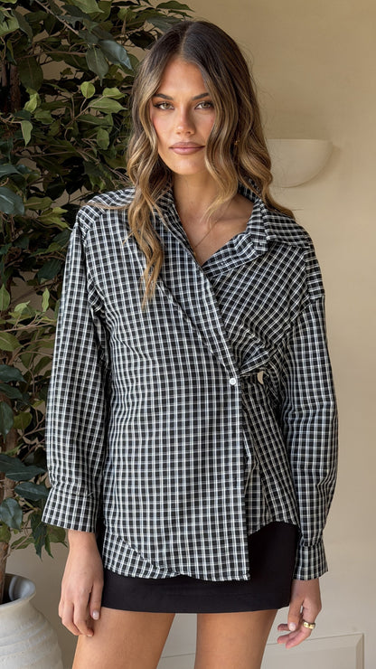 Valia Asymmetrical Button Up Shirt - Black/White Plaid