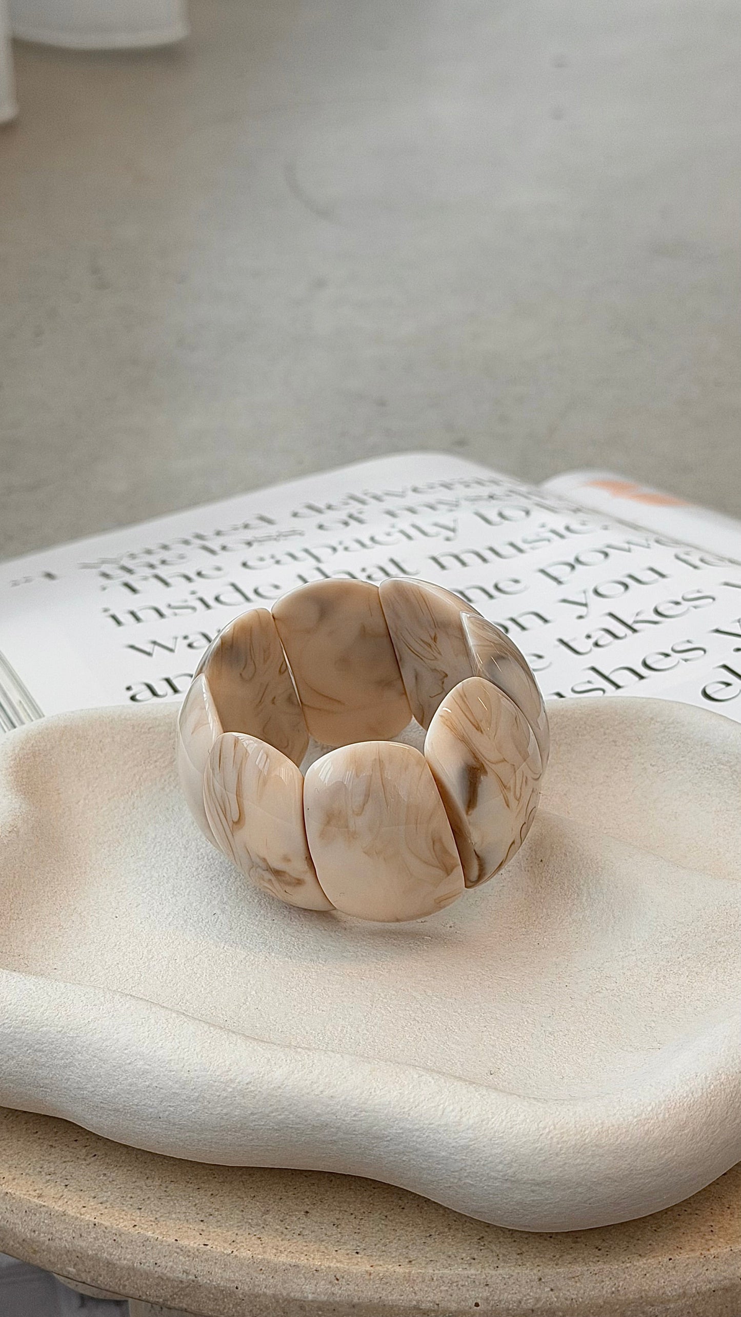 Whitney Stretch Bracelet - Cream Marble