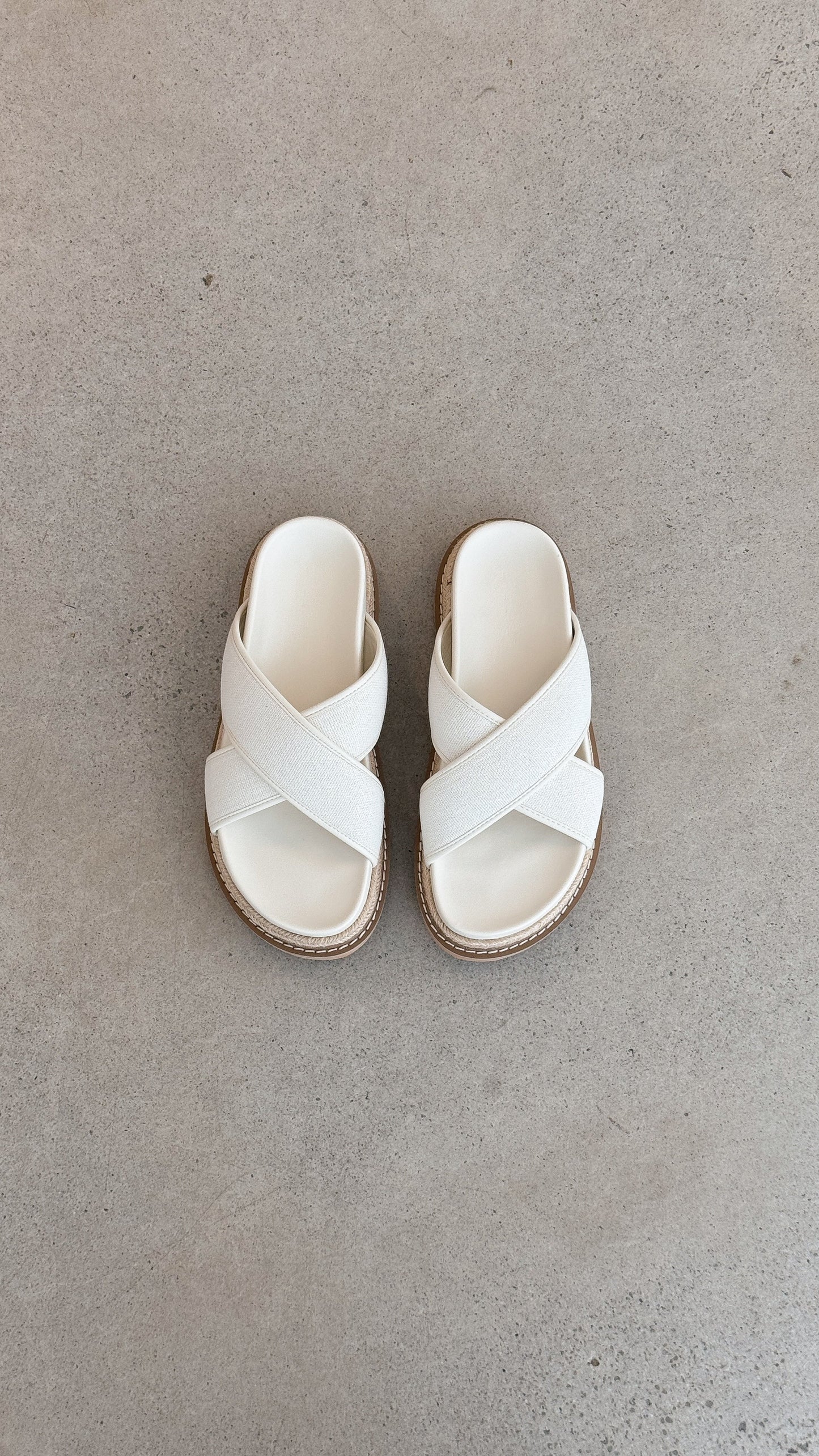 Aysha Slides - Cream Linen