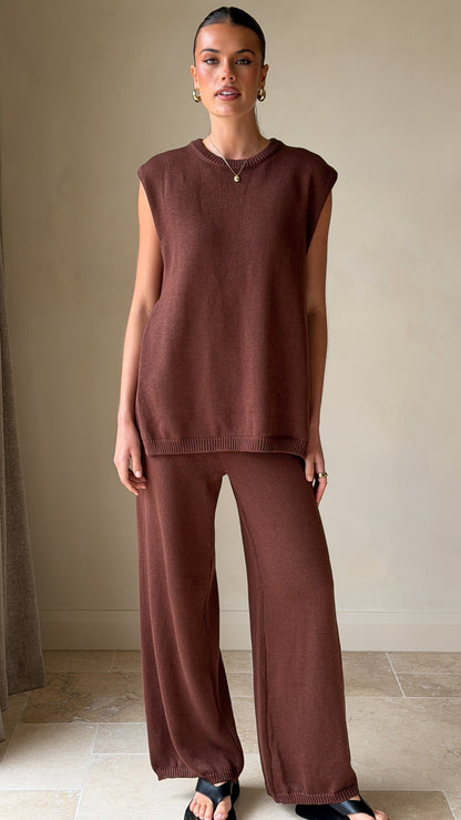 Florentine Knit Vest and Pants Set - Chocolate