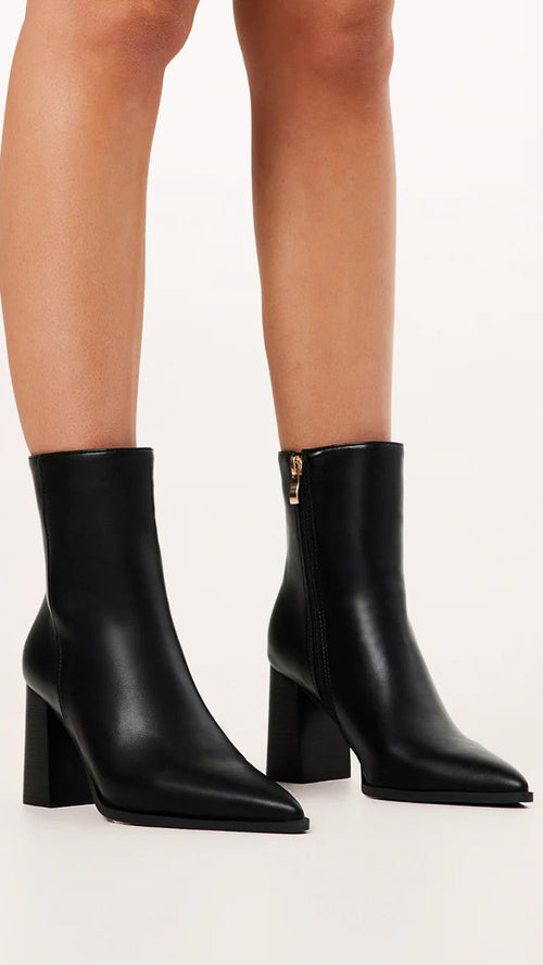 Xavion Boots - Black